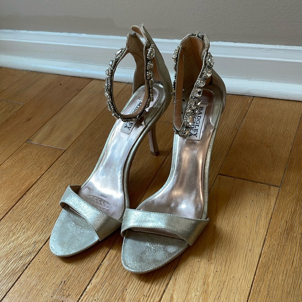 Bagley Mischka Giles II leather sandal 8.5 M